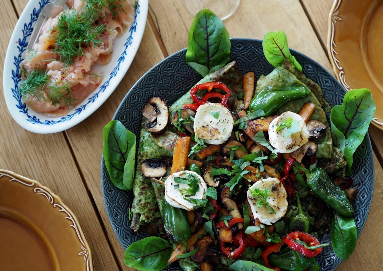 Pinaattiohukaiset ja chèvre-salaattia – melkein liian hyvää