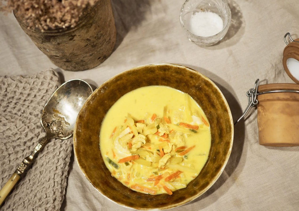 Curry-broilerikeitto – kun haluat kokata arkena nopeasti jotain hyvää